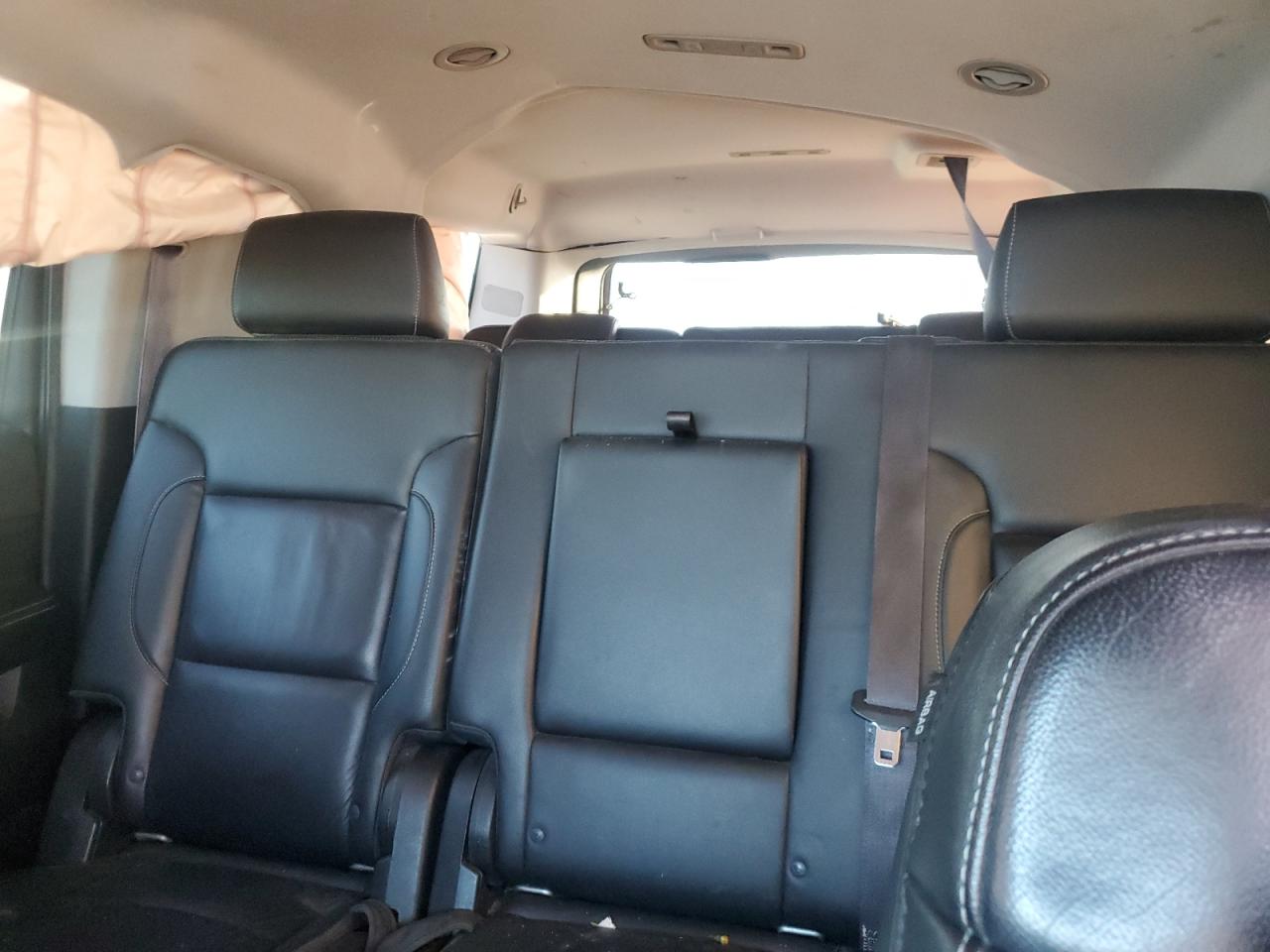 2015 Chevrolet Suburban K1500 Lt VIN: 1GNSKJKCXFR118424 Lot: 82207545