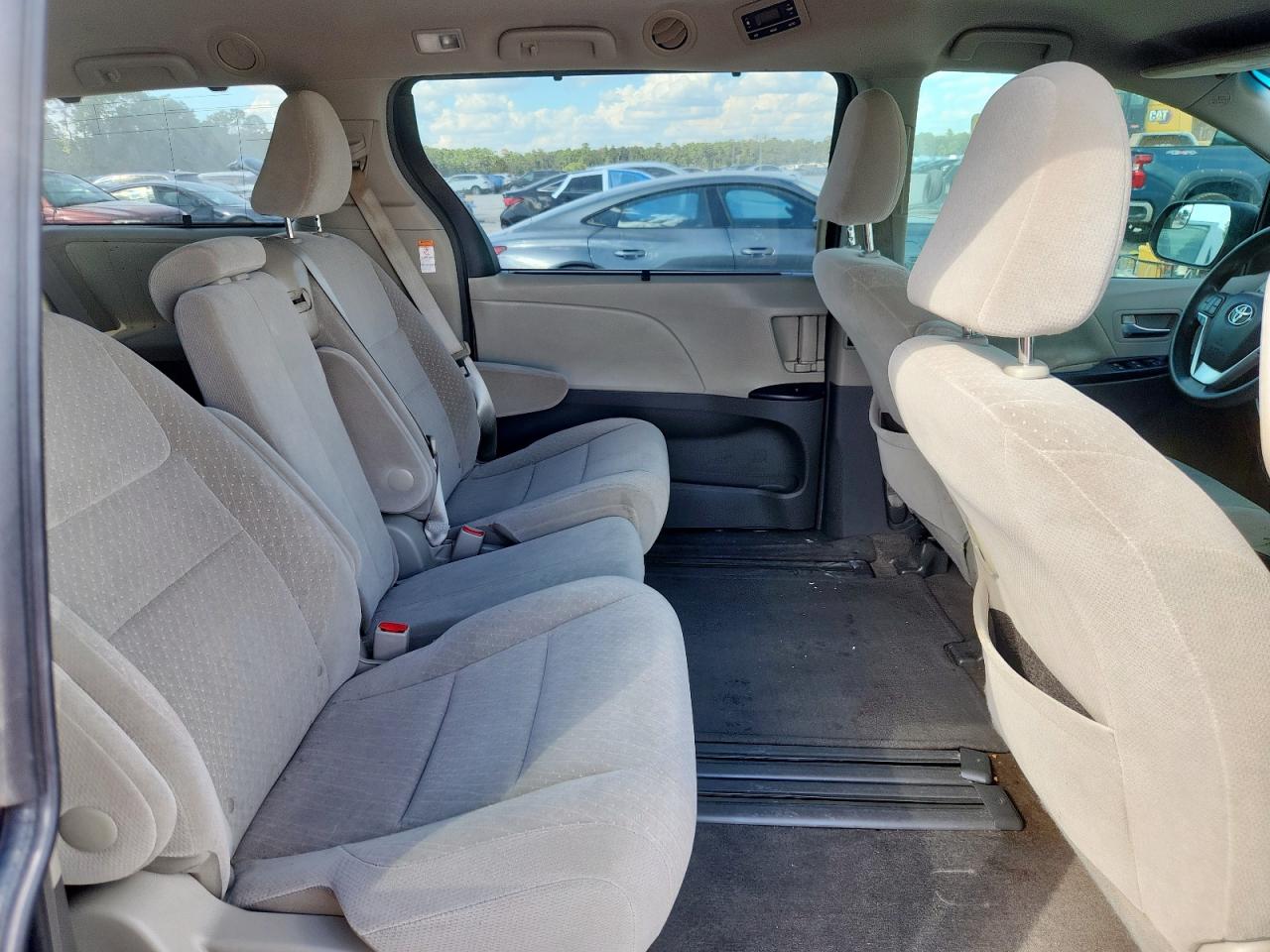 2017 Toyota Sienna Le VIN: 5TDKZ3DC4HS854986 Lot: 84916455