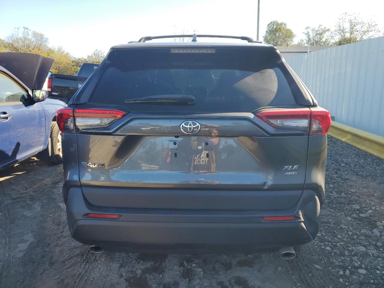 2021 Toyota Rav4 Xle Premium VIN: 2T3A1RFV4MC184144 Lot: 86829615