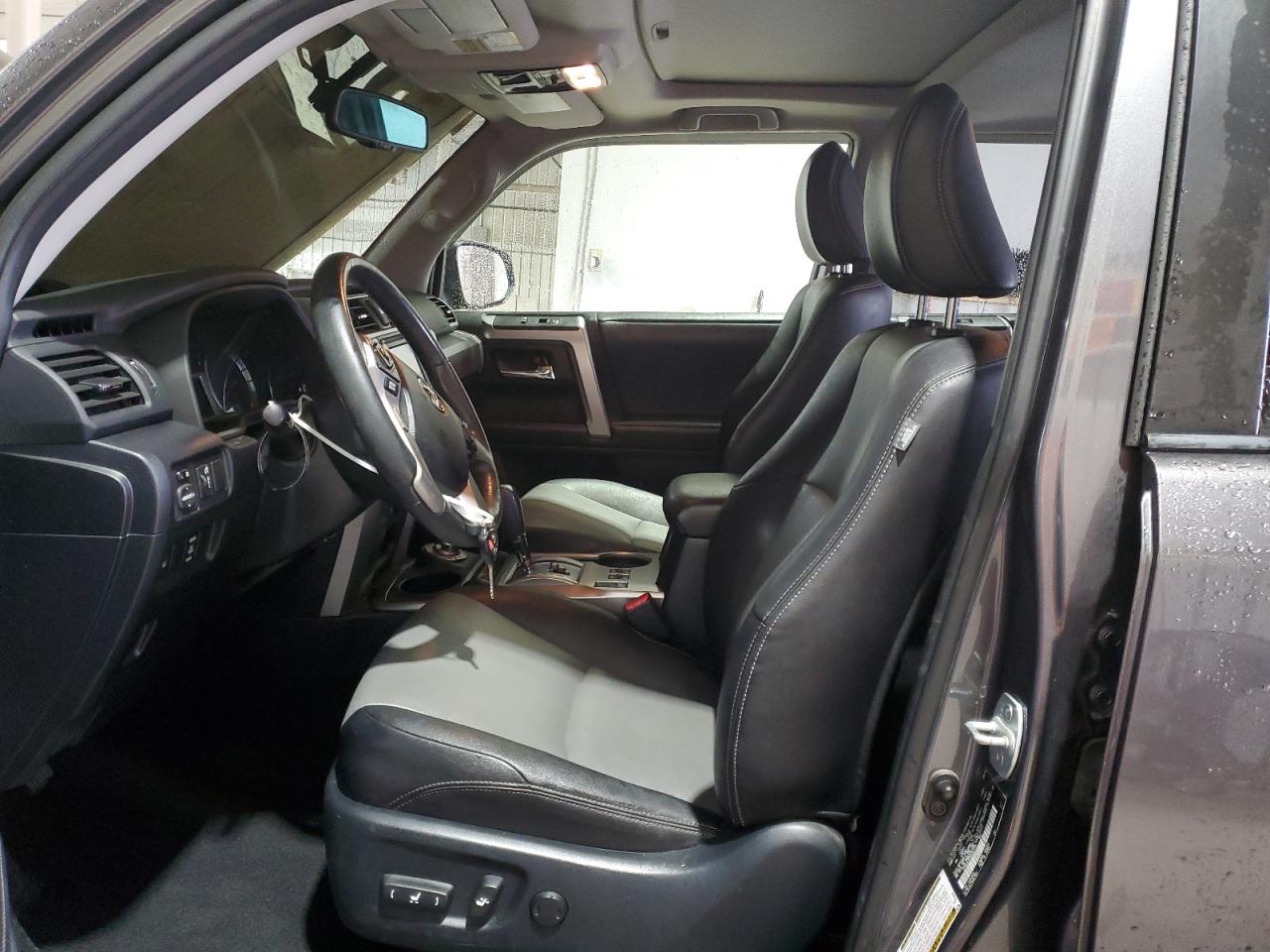 2016 Toyota 4Runner Sr5/Sr5 Premium VIN: JTEBU5JR2G5331131 Lot: 85492535