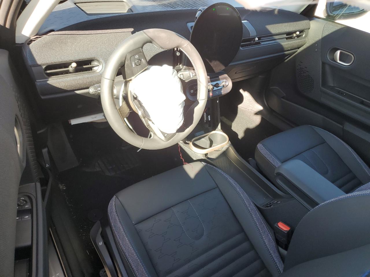 2025 Mini Cooper Base VIN: WMW13GD04S2X06990 Lot: 82754455