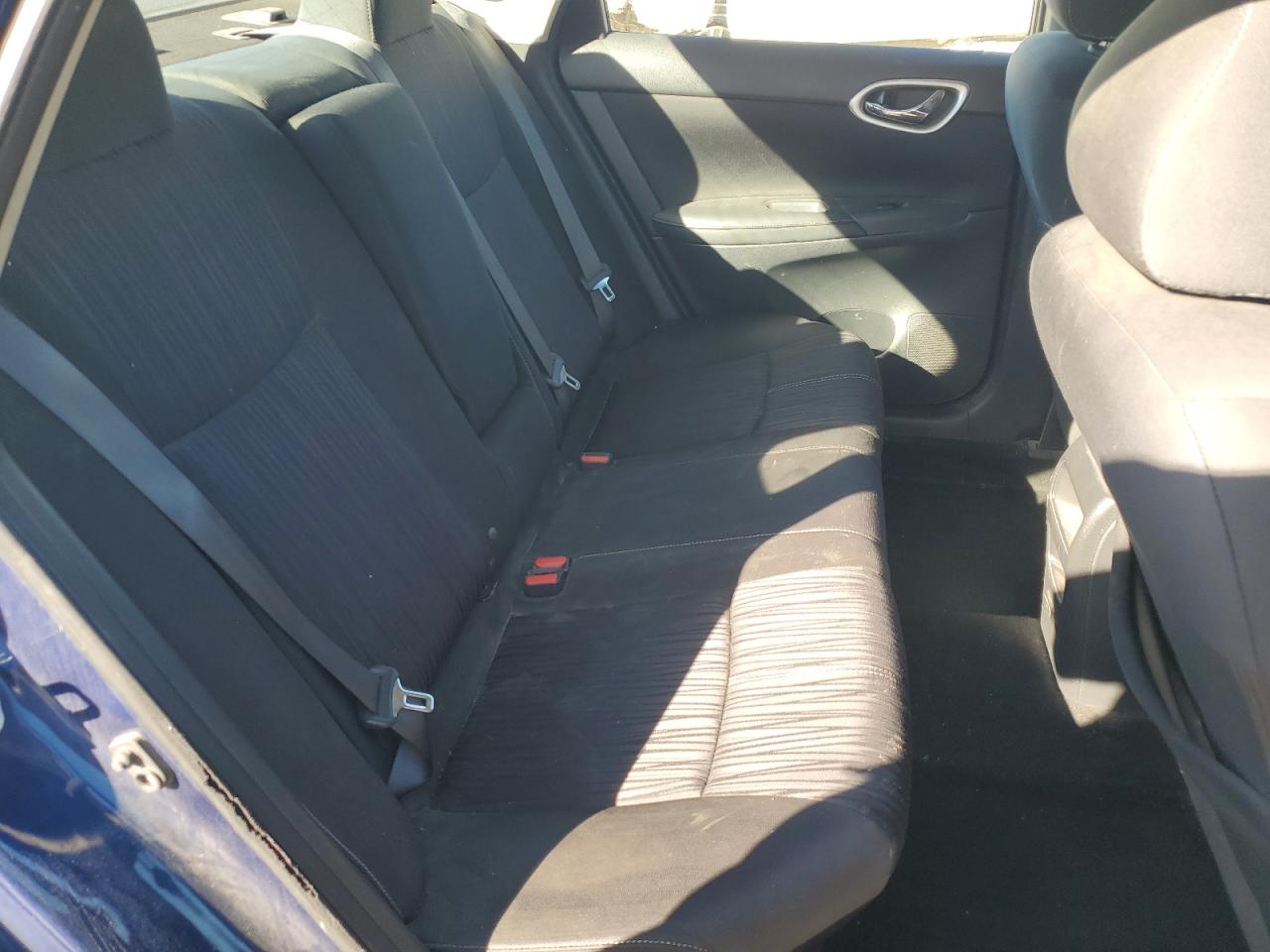 2018 Nissan Sentra S VIN: 3N1AB7APXJL650559 Lot: 86088475