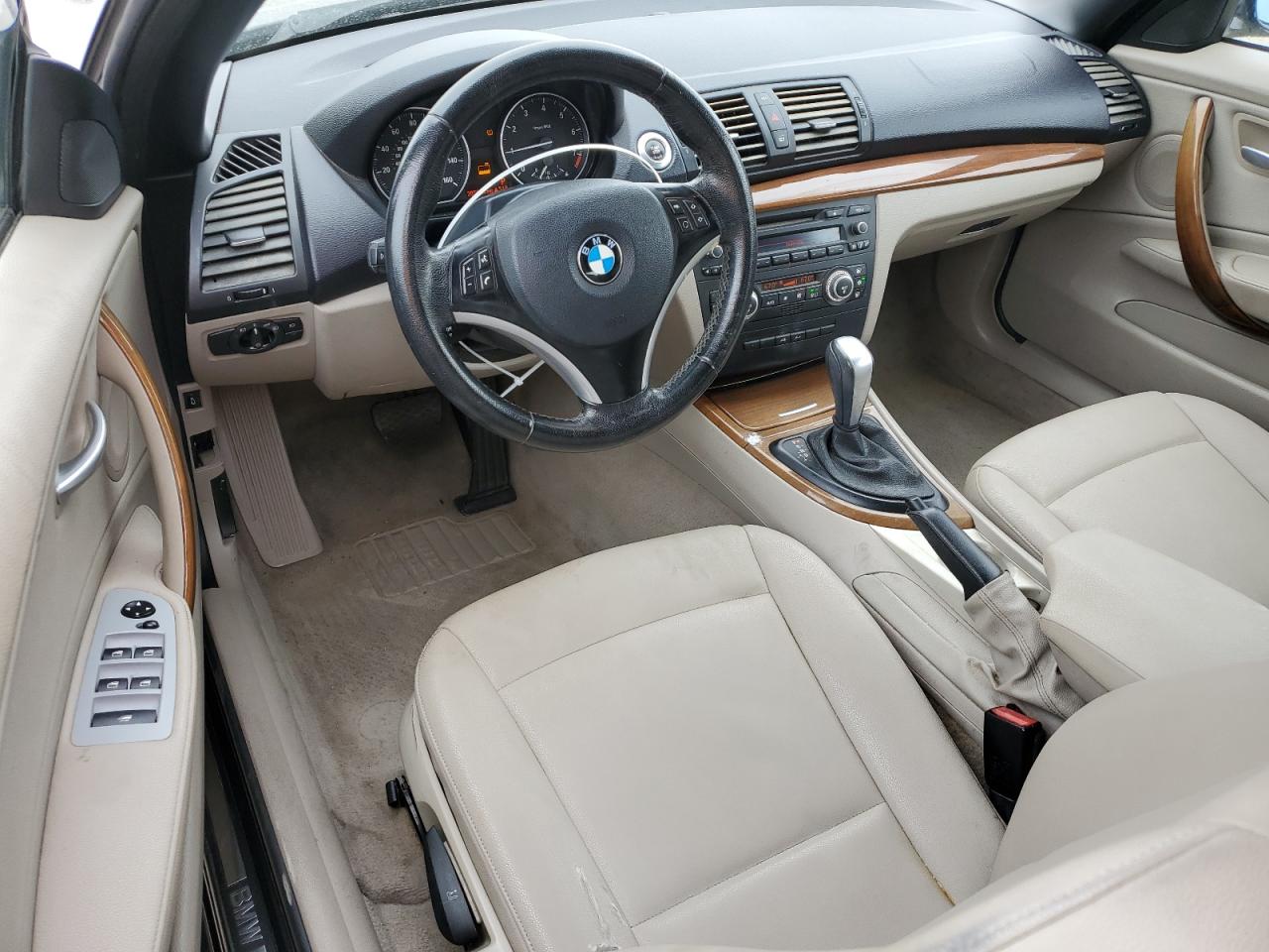 2008 BMW 128 I VIN: WBAUN13558VH79779 Lot: 81656195