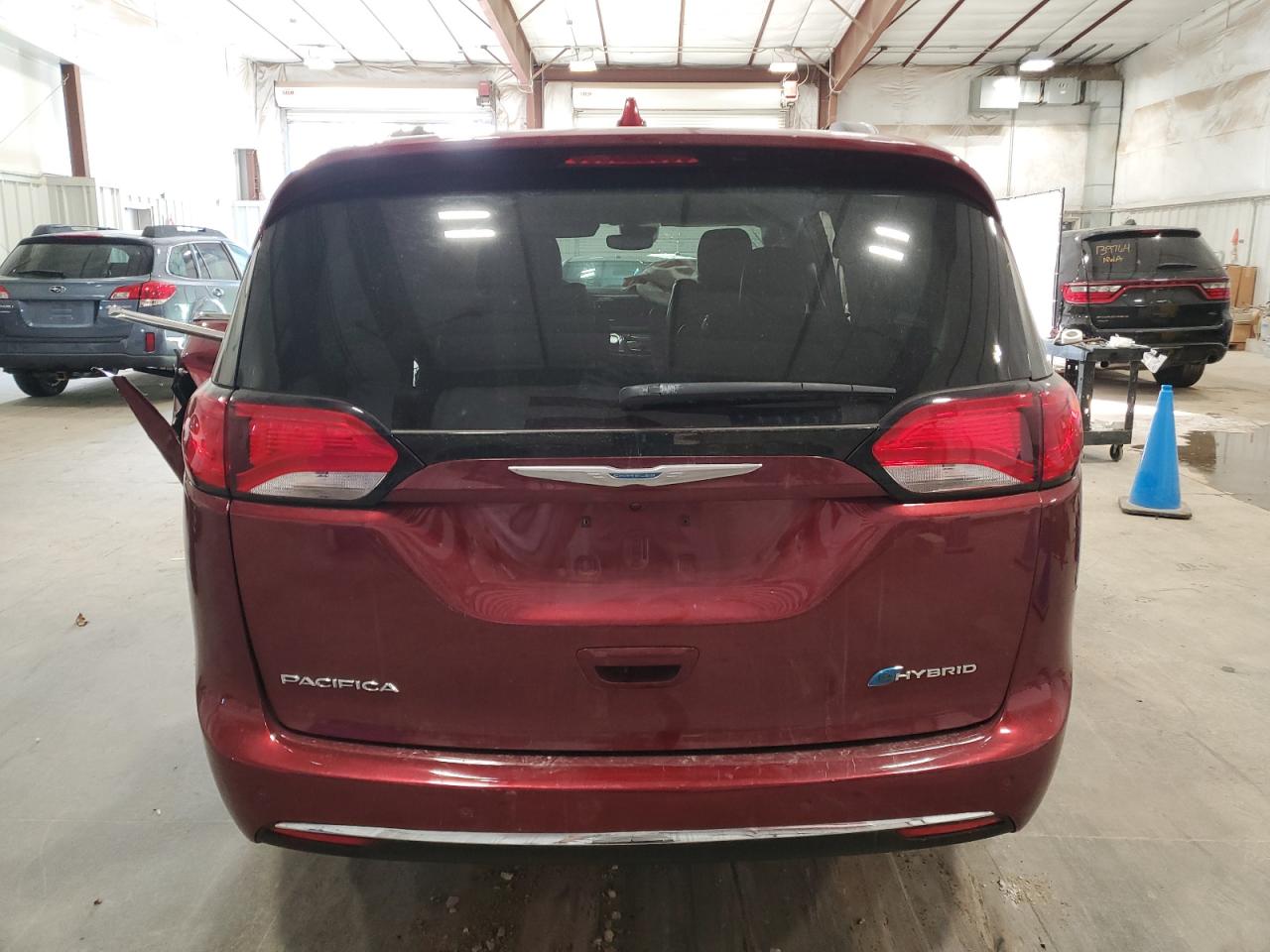 2019 Chrysler Pacifica Hybrid Limited VIN: 2C4RC1N74KR687180 Lot: 90033755