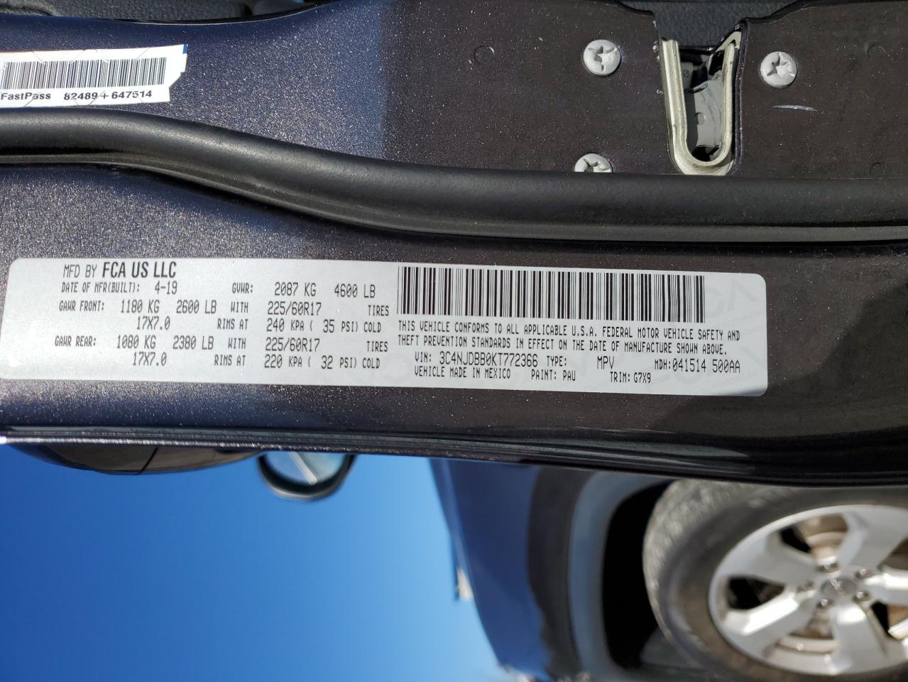 2019 Jeep Compass Latitude VIN: 3C4NJDBB0KT772366 Lot: 87053325