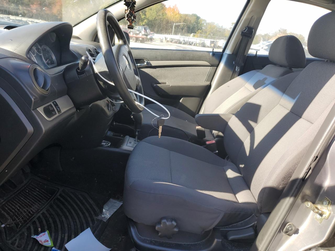 2007 Chevrolet Aveo Base VIN: KL1TD56657B130100 Lot: 87227195