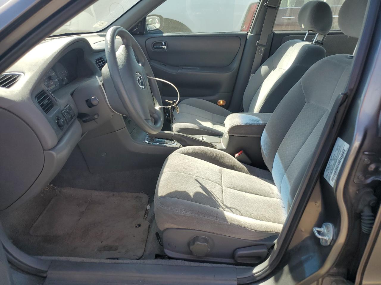 2001 Mazda 626 Es VIN: 1YVGF22C715200453 Lot: 84706015