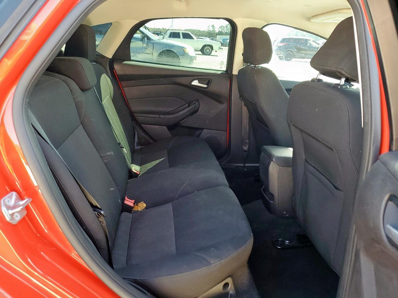 2017 Ford Focus Se VIN: 1FADP3K21HL217862 Lot: 84630615