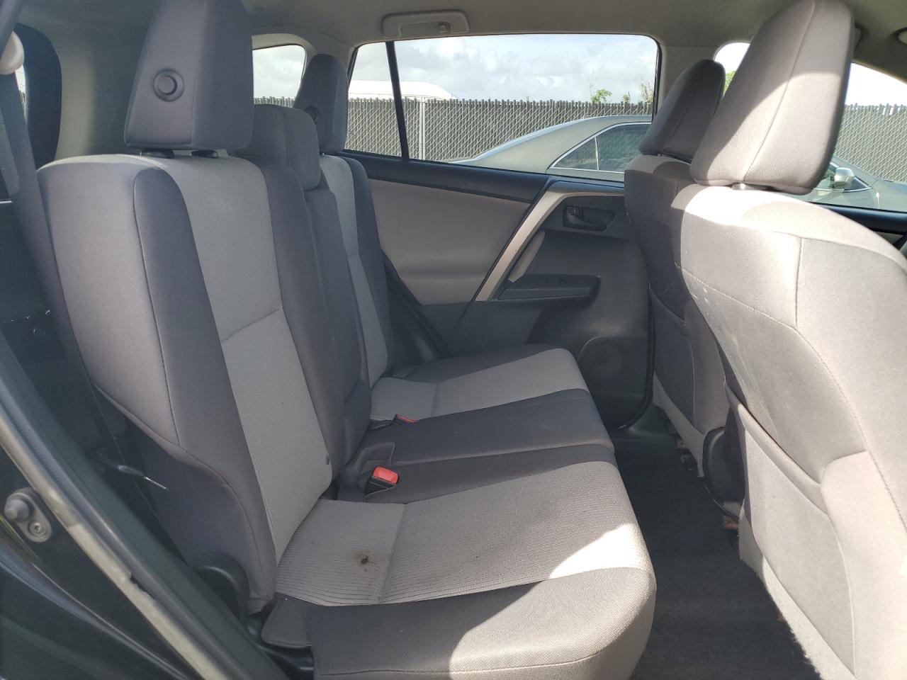 2015 Toyota Rav4 Le VIN: 2T3BFREV0FW338891 Lot: 85121035