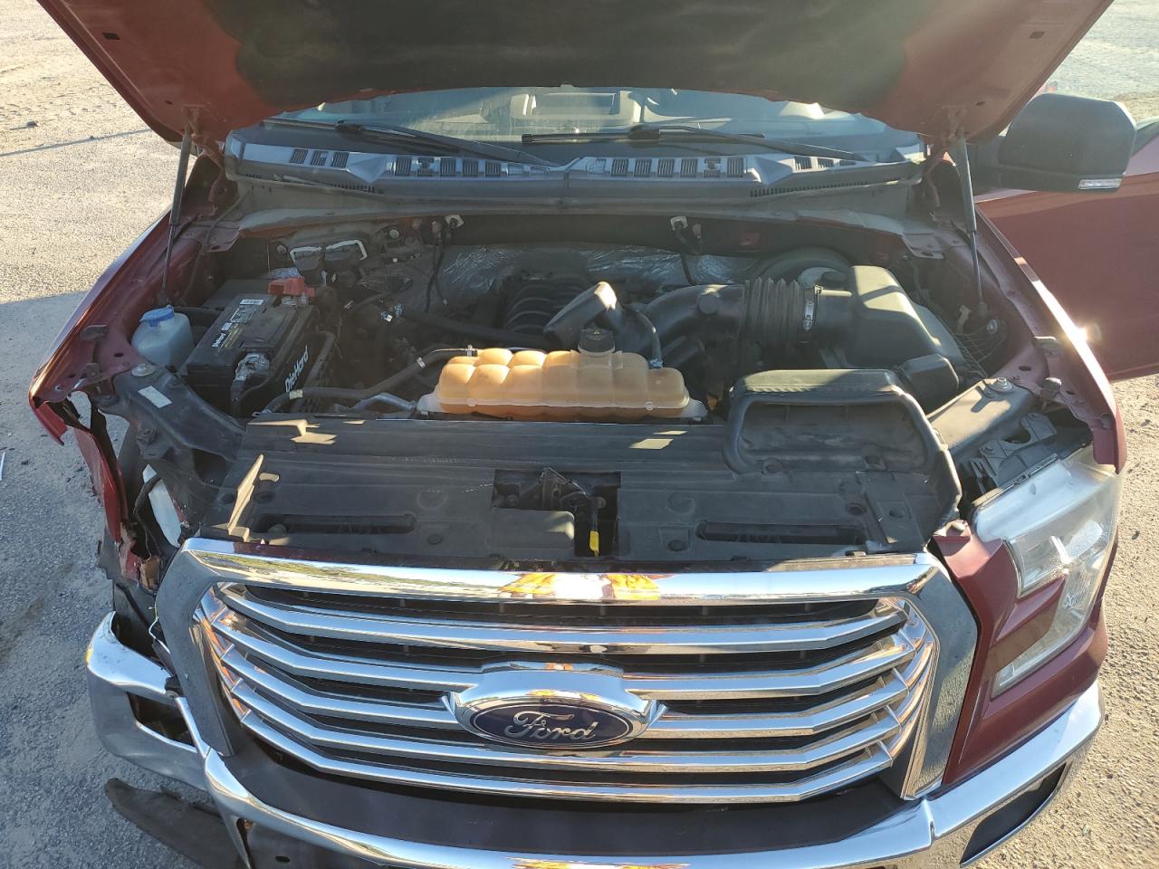 2015 Ford F150 Supercrew VIN: 1FTEW1CFXFFA67043 Lot: 90930935