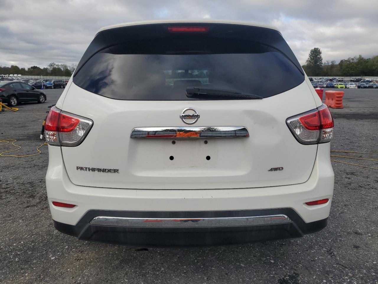 2013 Nissan Pathfinder S VIN: 5N1AR2MM1DC665329 Lot: 86428025