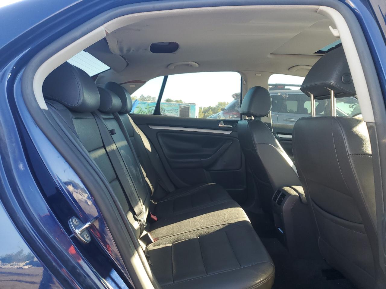 2006 Volkswagen Jetta 2.5 Option Package 1 VIN: 3VWSF71K16M814810 Lot: 81924405