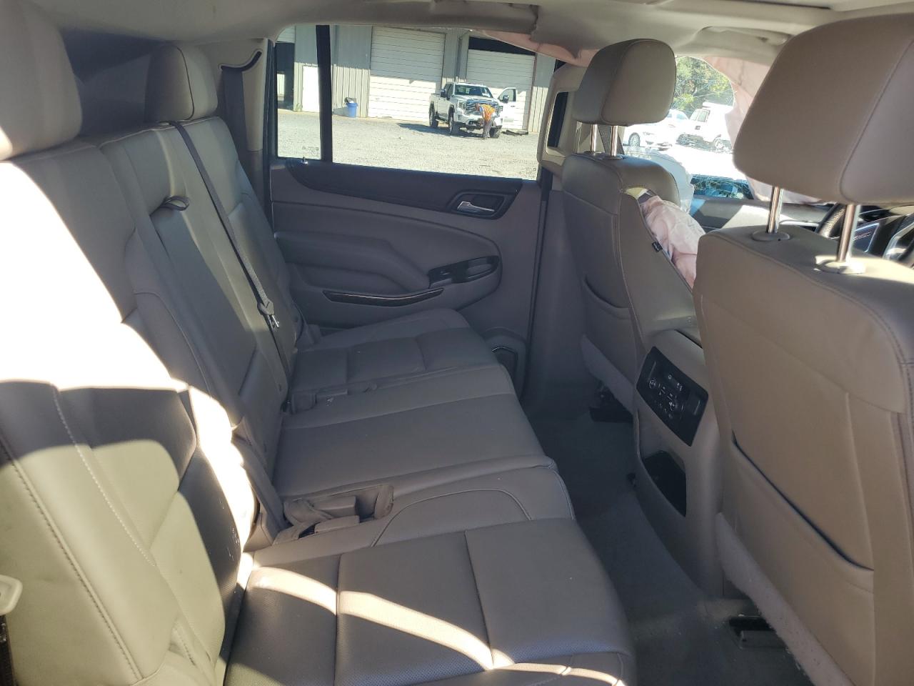 2019 GMC Yukon Xl K1500 Slt VIN: 1GKS2GKCXKR281407 Lot: 86251135