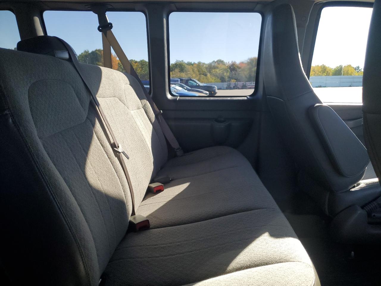 2023 Chevrolet Express G3500 Ls VIN: 1GAZGNFP7P1260008 Lot: 86867665