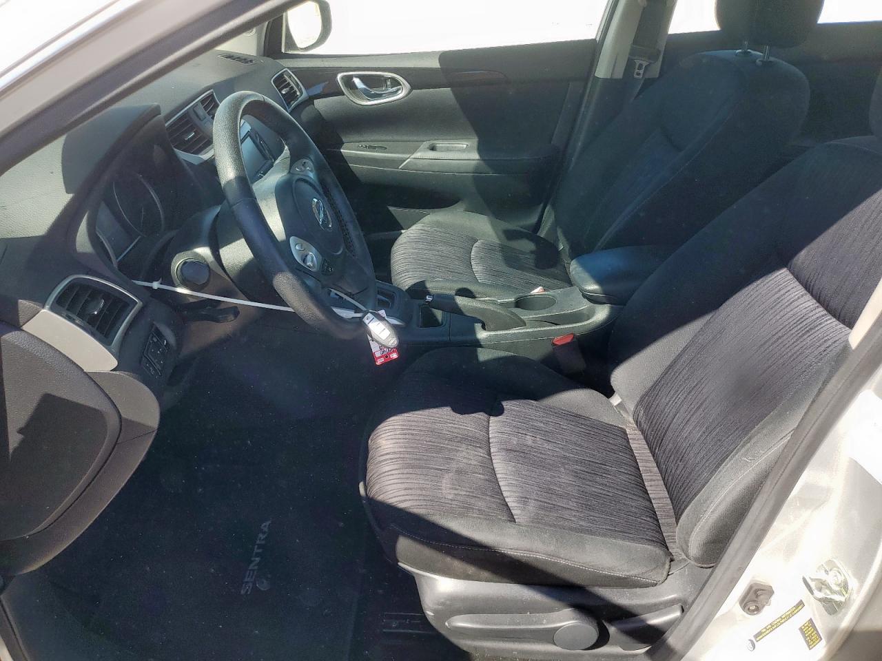 2019 Nissan Sentra S VIN: 3N1AB7AP0KL615255 Lot: 85837275