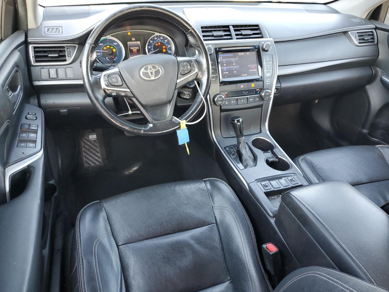 2015 Toyota Camry Hybrid VIN: 4T1BD1FK1FU172949 Lot: 85875065