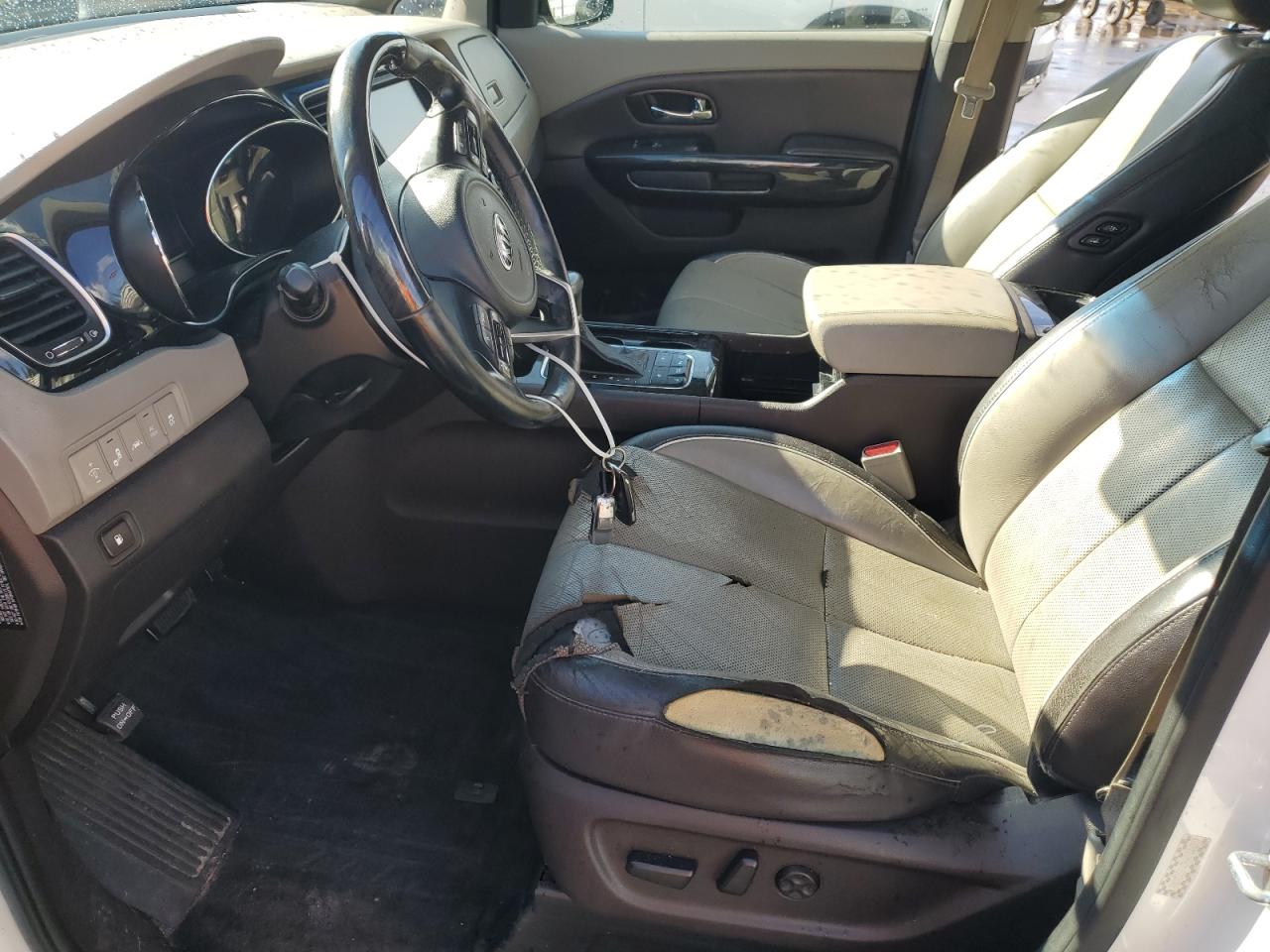 2017 Kia Sedona Sxl VIN: KNDME5C13H6282633 Lot: 85484655