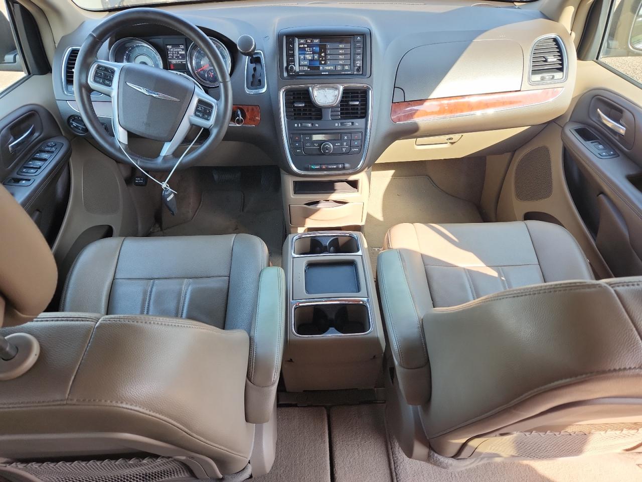 2013 Chrysler Town & Country Touring VIN: 2C4RC1BG4DR694265 Lot: 84774045