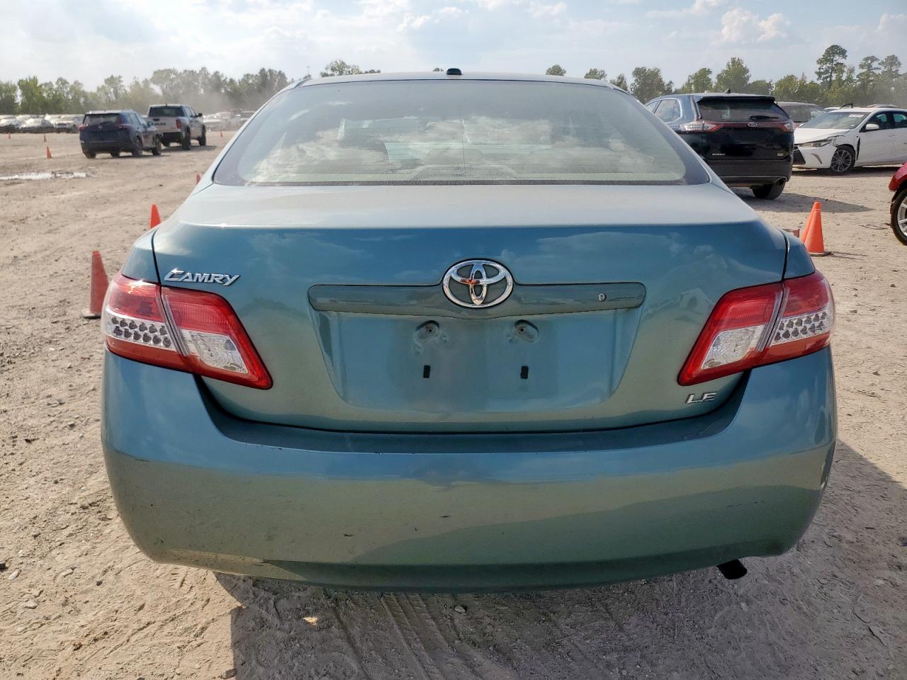 2010 Toyota Camry Base VIN: 4T4BF3EK5AR053565 Lot: 84964475