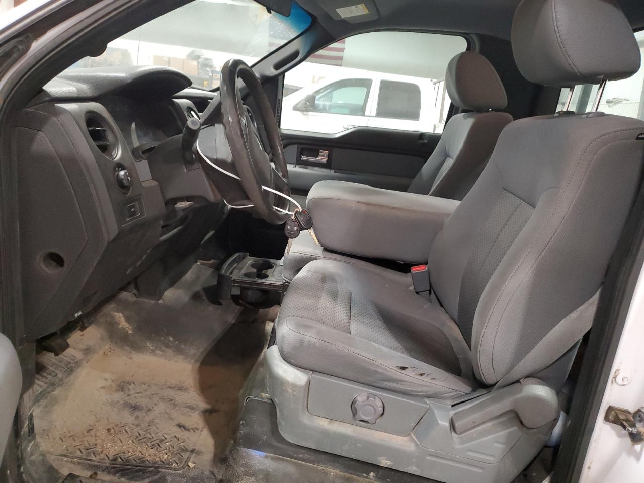 2014 Ford F150 VIN: 1FTMF1CM3EKG20311 Lot: 85870285