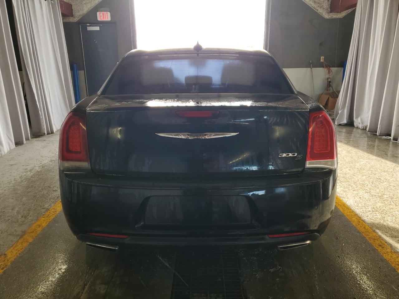 2016 Chrysler 300 S VIN: 2C3CCABG2GH298520 Lot: 87239205