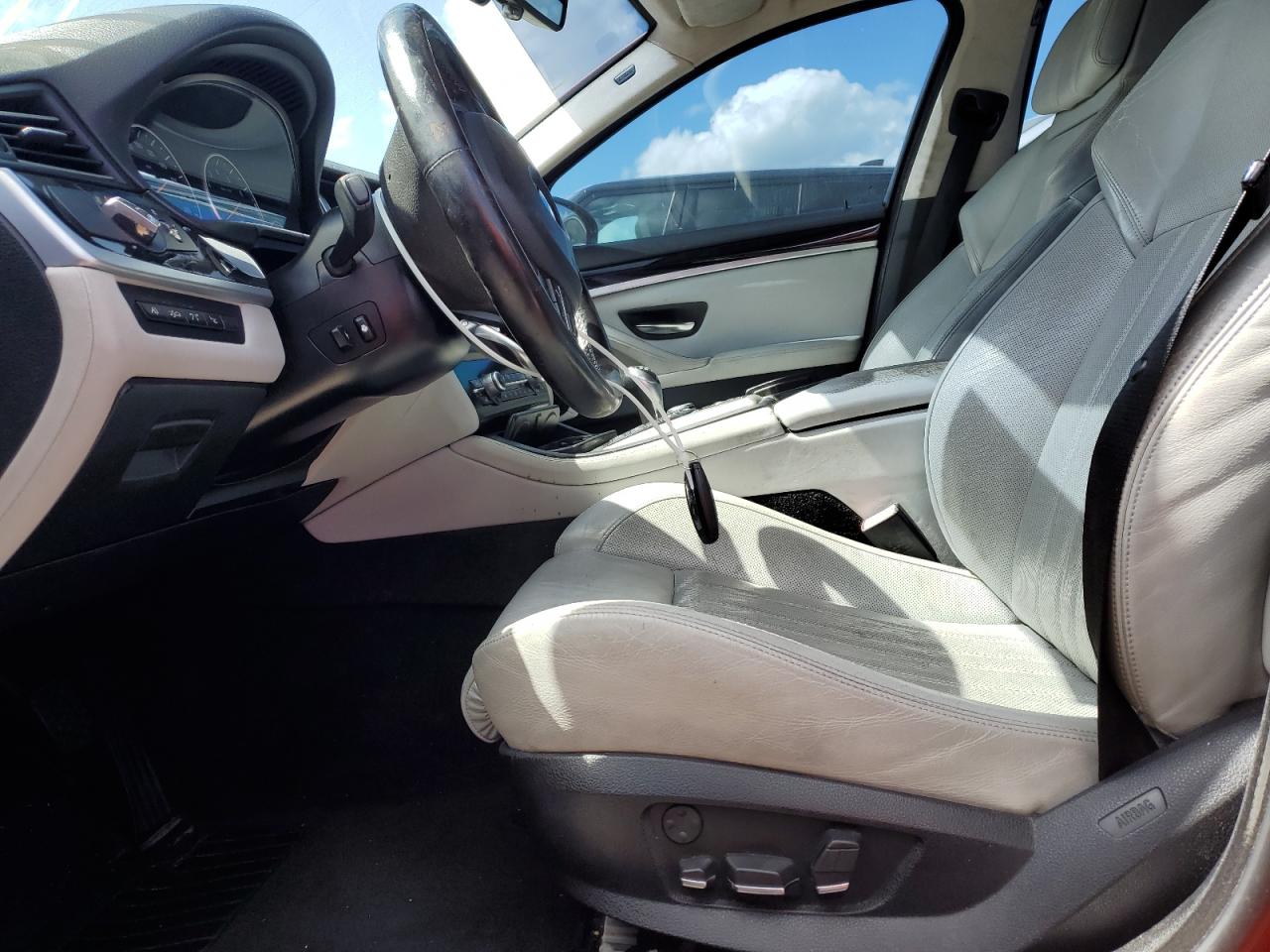 2013 BMW M5 VIN: WBSFV9C57DC773911 Lot: 85891505
