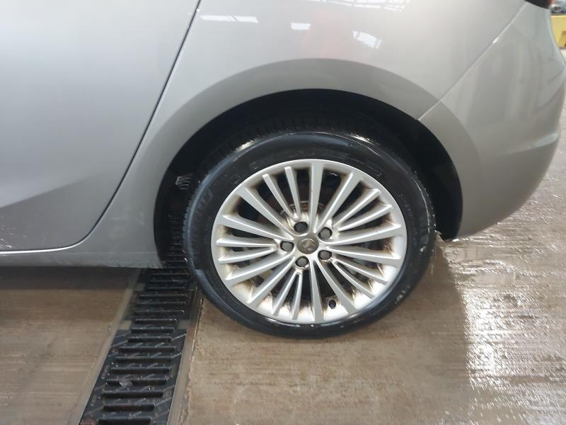 2017 VAUXHALL ASTRA 1.4T 16V 150 ELITE NAV 5DR