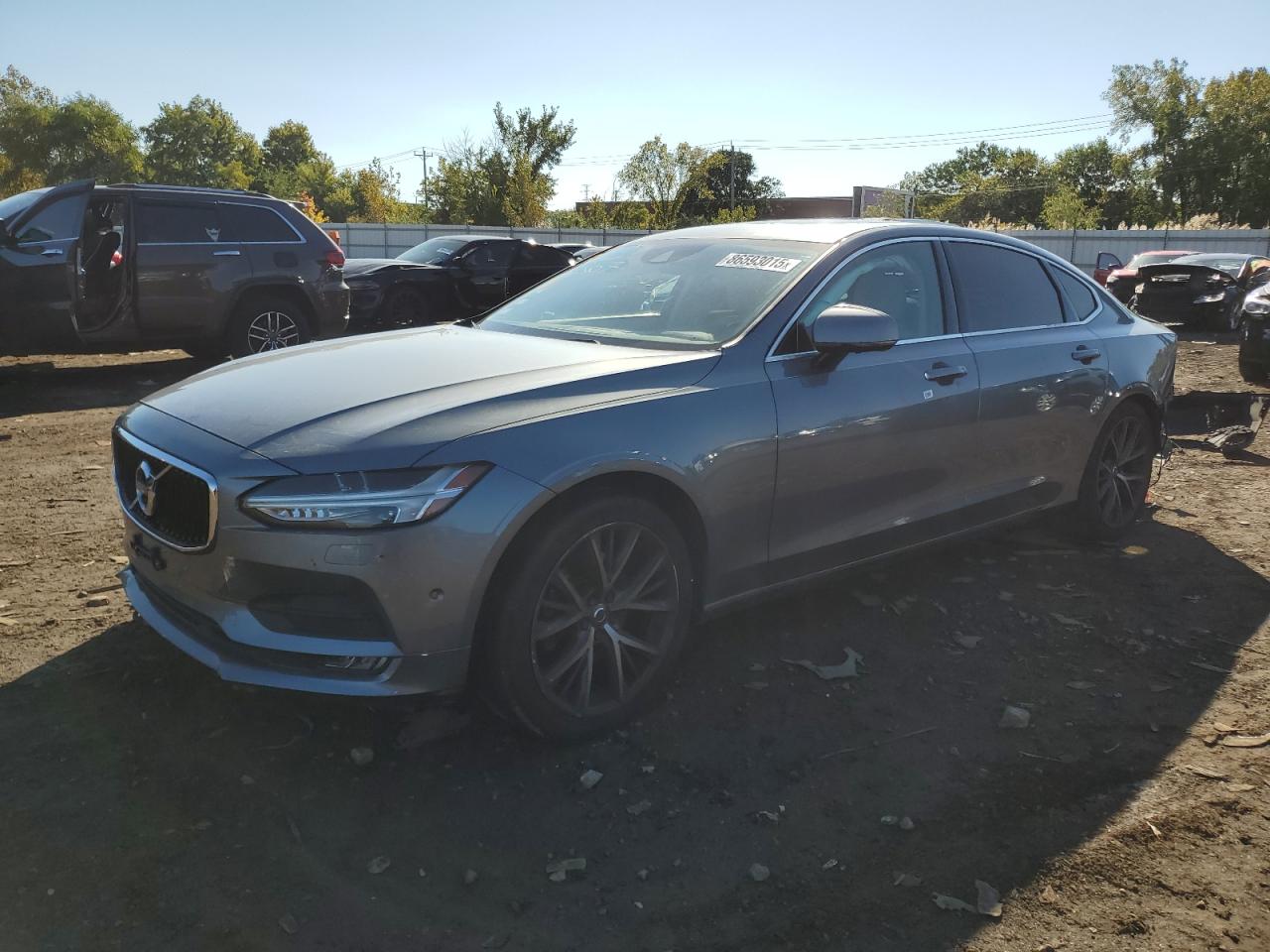 2018 Volvo S90 T5 Momentum