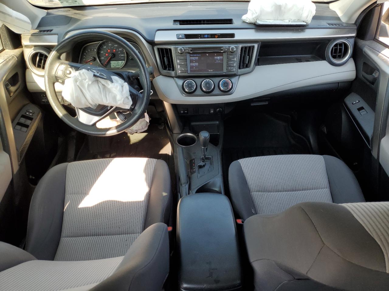 2014 Toyota Rav4 Le VIN: JTMZFREV7EJ012601 Lot: 85165295