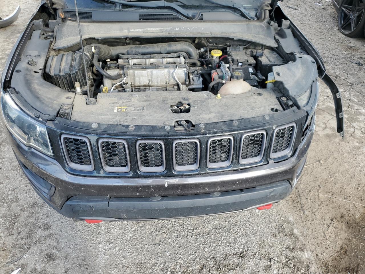 2018 Jeep Compass Trailhawk VIN: 3C4NJDDB4JT187575 Lot: 85652975