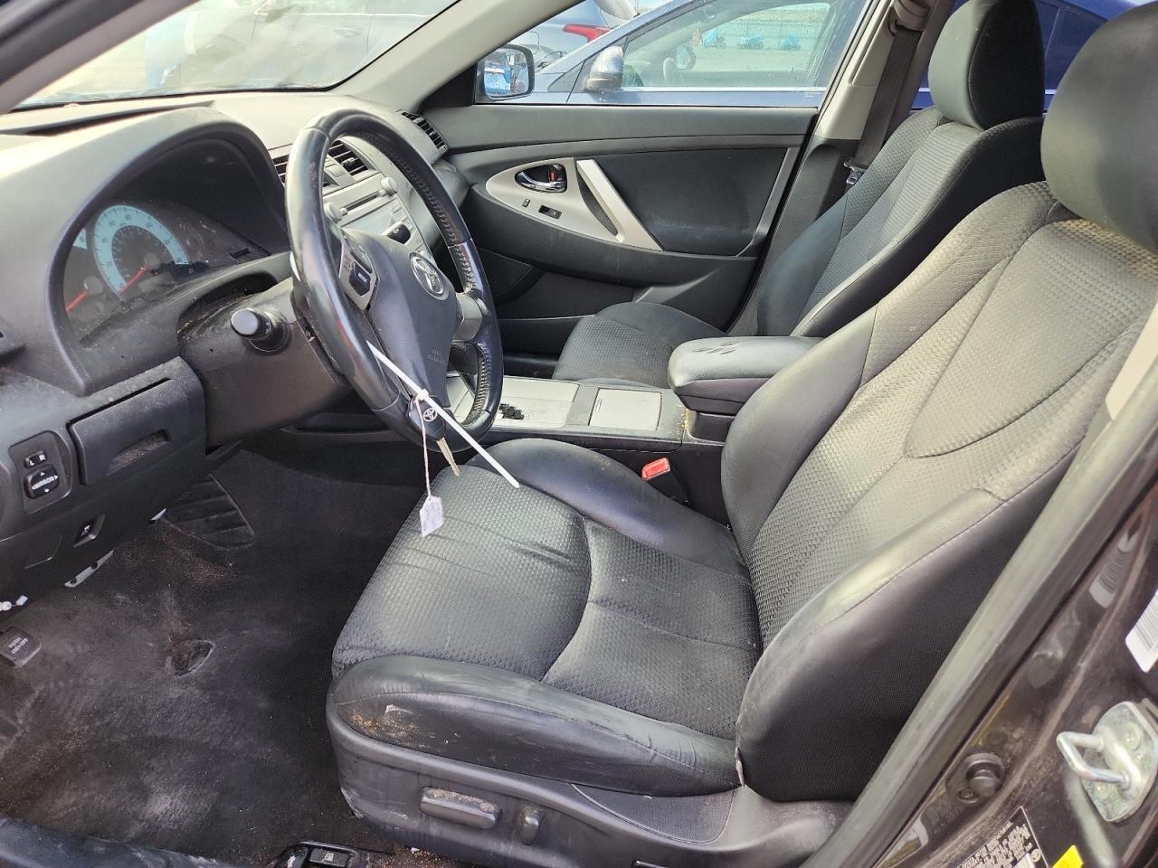 2010 Toyota Camry Base VIN: 4T1BF3EK0AU049739 Lot: 82192925