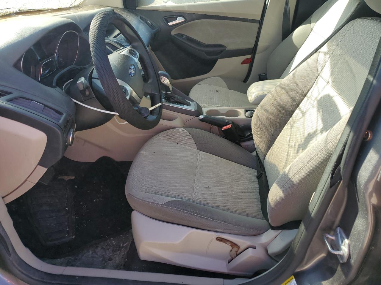 2014 Ford Focus Se VIN: 1FADP3F20EL104331 Lot: 82494905