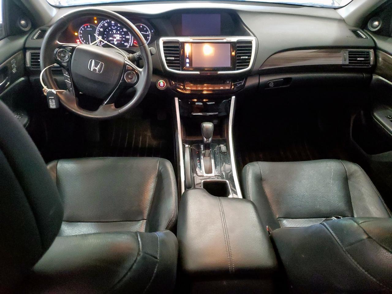 2017 Honda Accord Exl VIN: 1HGCR2F80HA020820 Lot: 86081295