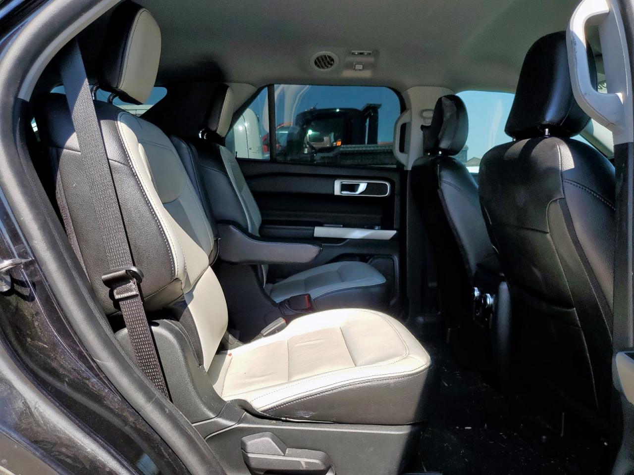 2021 Ford Explorer Xlt VIN: 1FMSK7DH0MGB01317 Lot: 84069025