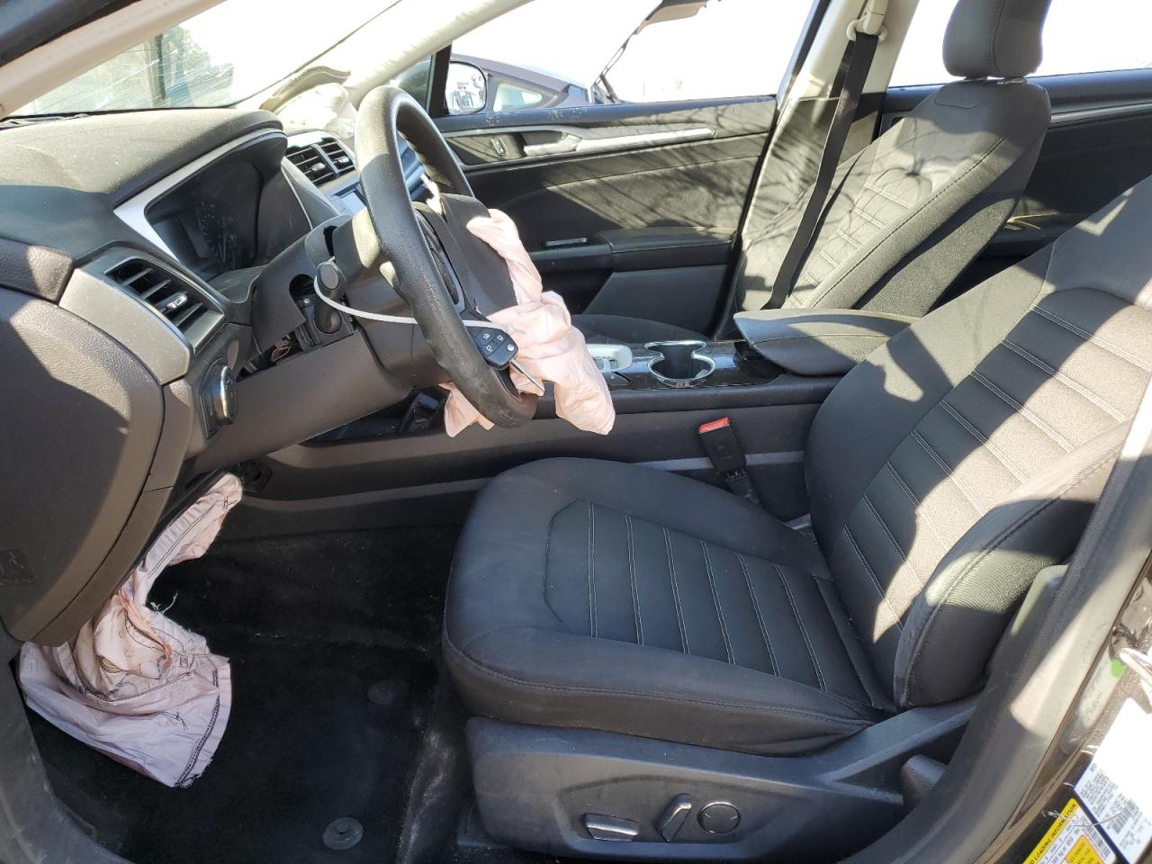 2015 Ford Fusion Se VIN: 3FA6P0H74FR277613 Lot: 84975625