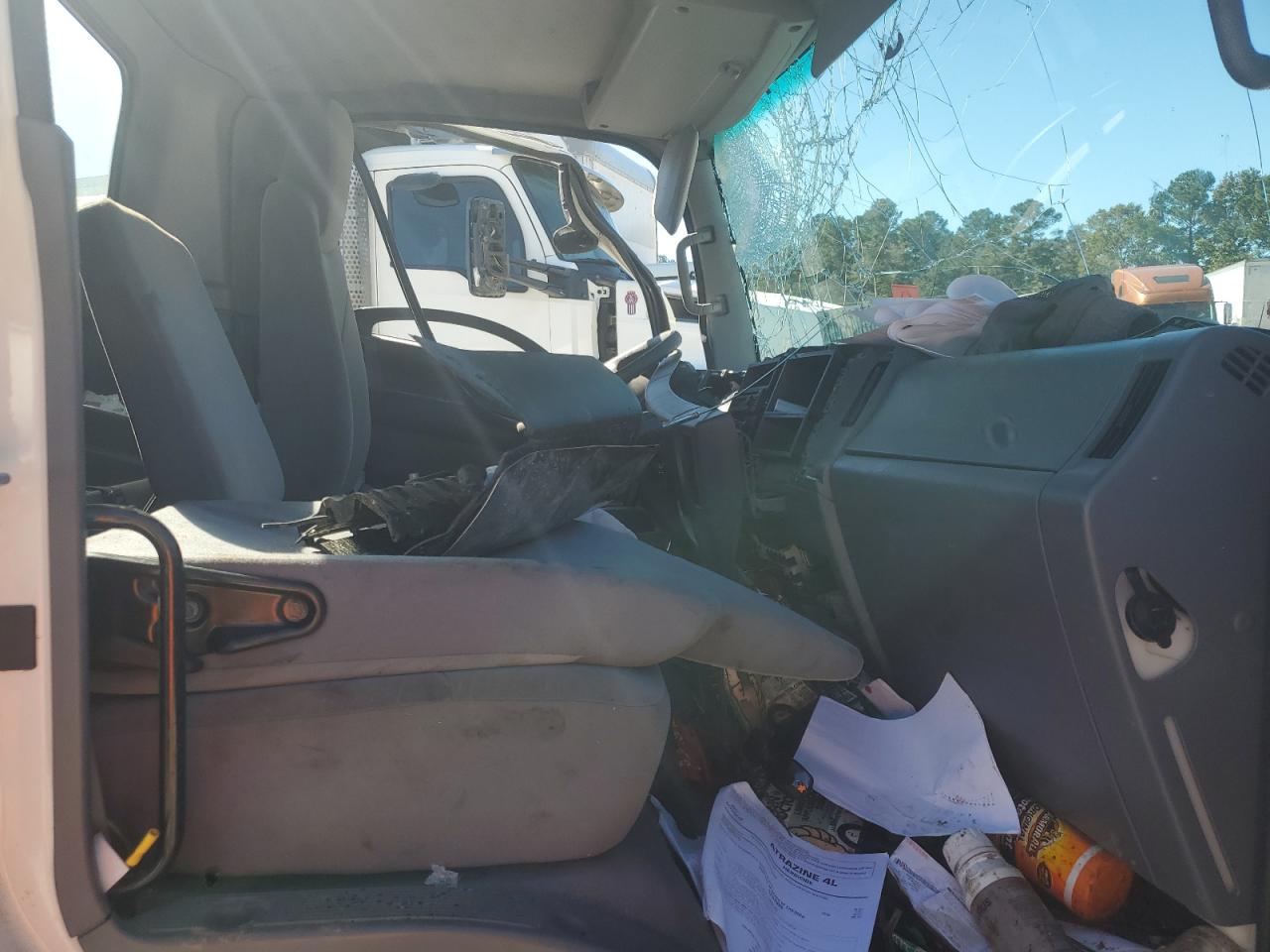 2018 Isuzu Npr Hd Flatbed Truck VIN: 54DC4W1B6JS811405 Lot: 87043345