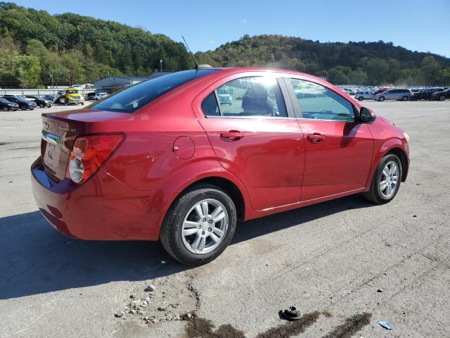 Sedans CHEVROLET SONIC 2016 Czerwony