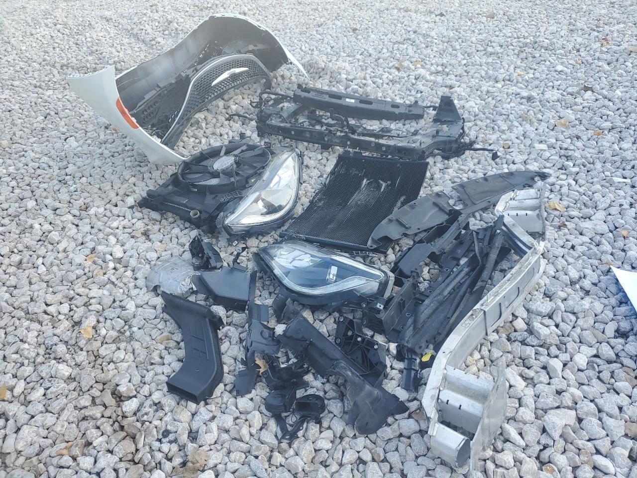 2018 Chrysler Pacifica Limited VIN: 2C4RC1GG8JR320424 Lot: 82219775