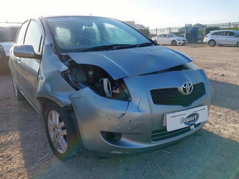 2007 TOYOTA YARIS TR 