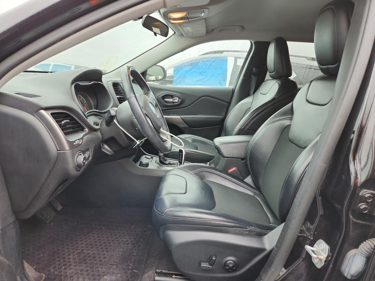 2019 Jeep Cherokee Latitude Plus VIN: 1C4PJMLB8KD192523 Lot: 87048715