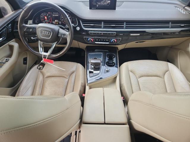 Паркетники AUDI Q7 2017 Белы