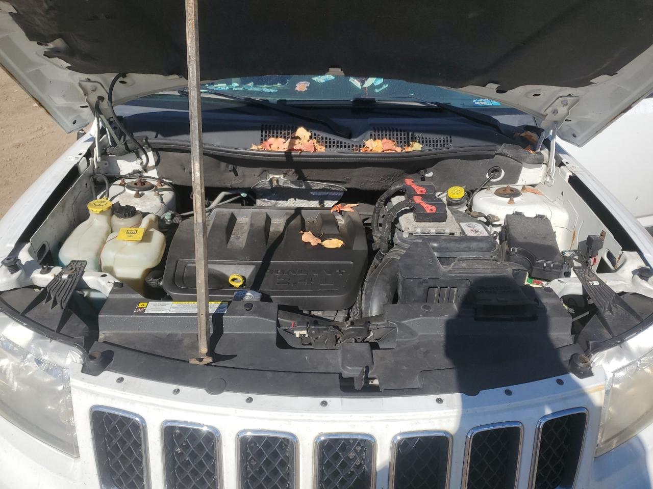 2011 Jeep Compass Sport VIN: 1J4NF1FB7BD155055 Lot: 82468995