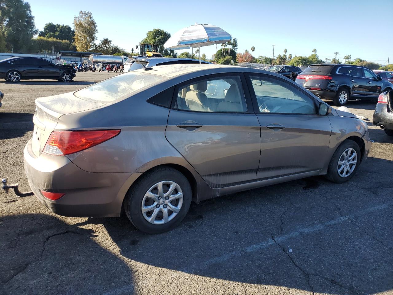 2013 Hyundai Accent Gls grey sedan gas KMHCT4AE2DU317648 photo #4