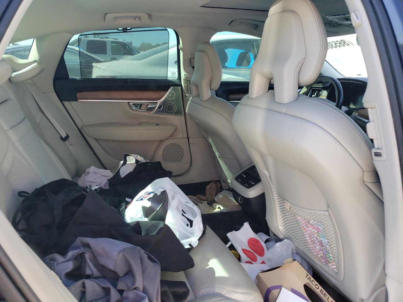 2017 Volvo S90 T6 Inscription VIN: YV1A22MLXH1000909 Lot: 86530605