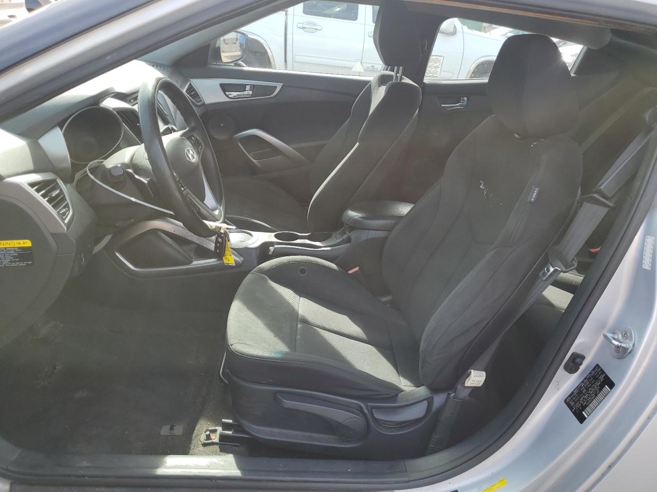 2016 Hyundai Veloster VIN: KMHTC6AD7GU277638 Lot: 85827175