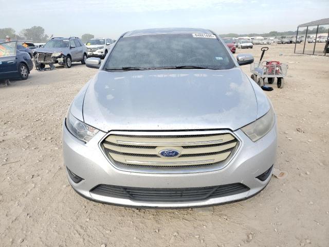 Sedans FORD TAURUS 2013 Srebrny