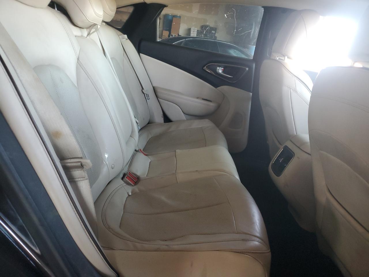 2015 Chrysler 200 C VIN: 1C3CCCCB7FN527844 Lot: 84815275