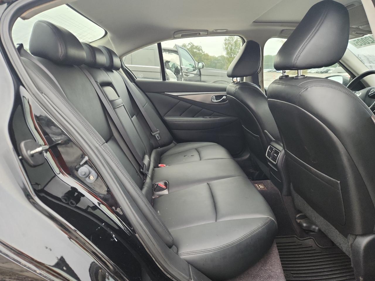 2015 Infiniti Q50 Base VIN: JN1BV7AR6FM392339 Lot: 85542005