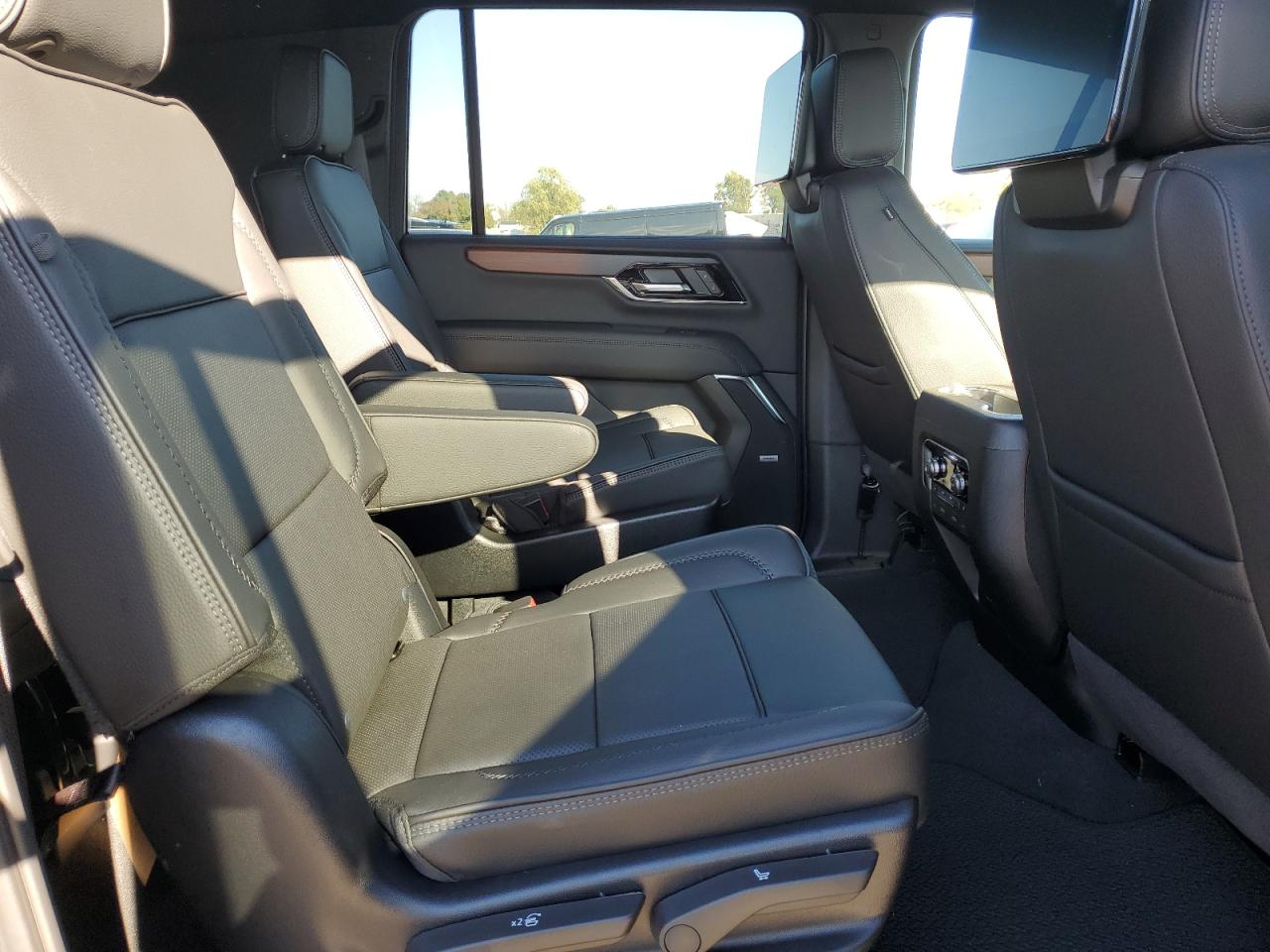 2025 GMC Yukon Xl Denali VIN: 1GKS2JRL6SR311571 Lot: 85111365