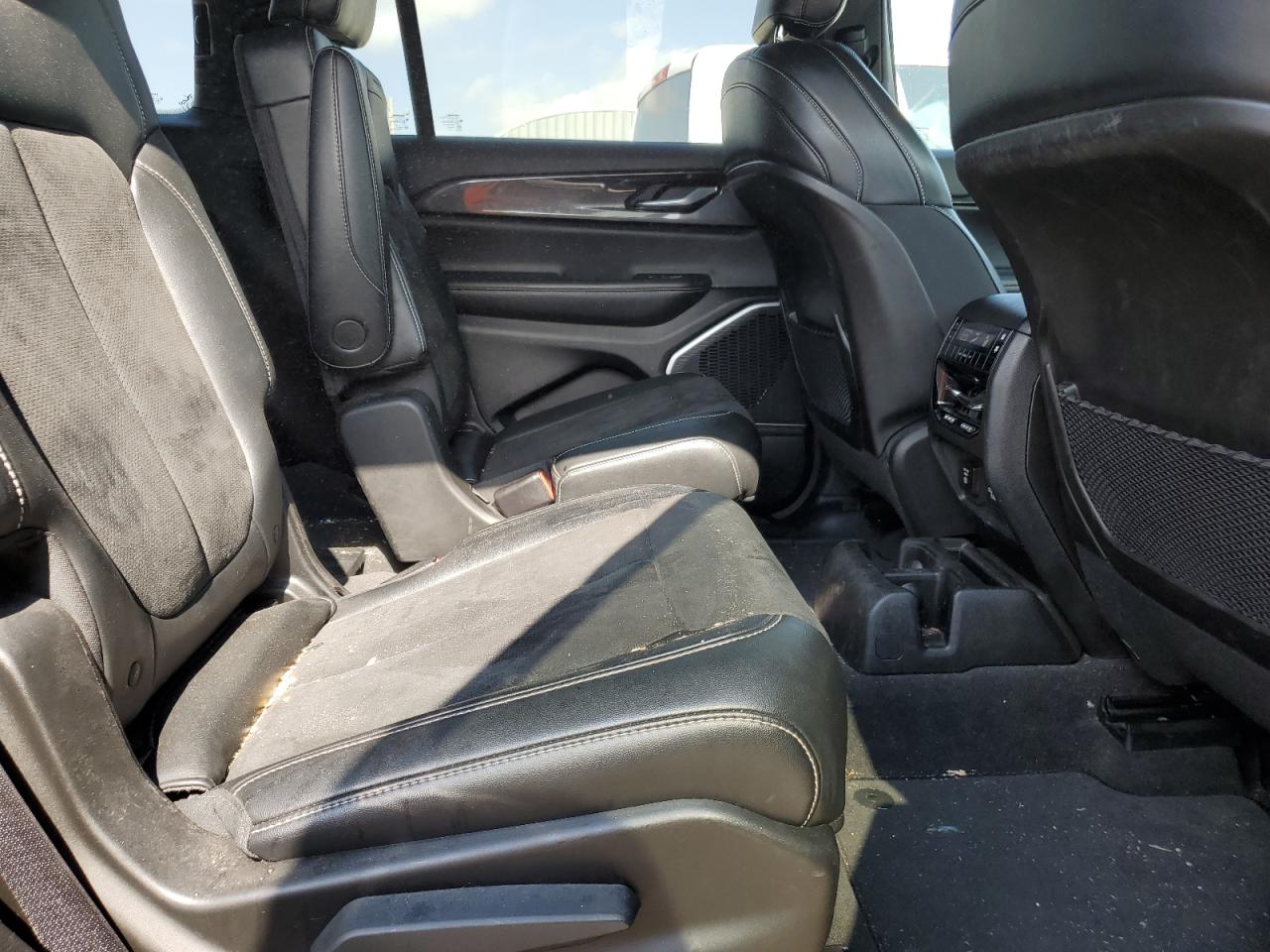 2021 Jeep Grand Cherokee L Laredo VIN: 1C4RJKAG3M8187186 Lot: 82260475